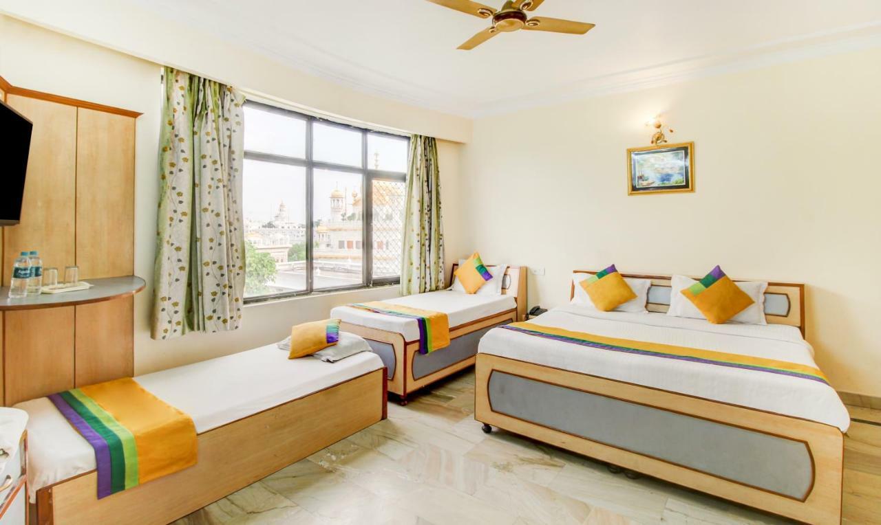 Treebo Trip Sonachi Hotels Amritsar Esterno foto